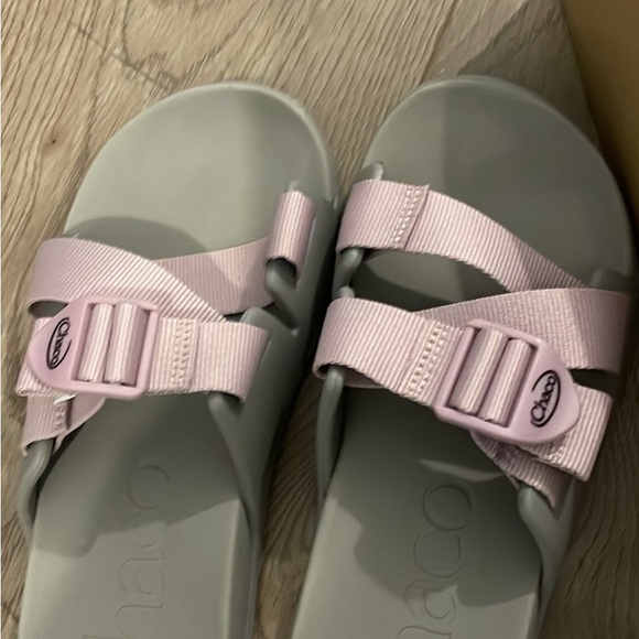 SOLD - Chaco slides - Picture 3 of 4